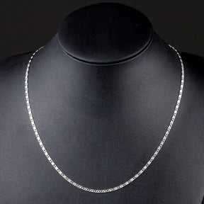 Elegância Clássica: Corrente de Clavícula em Prata