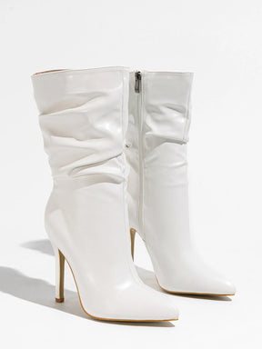 Botas Chic de Couro com Bico Fino